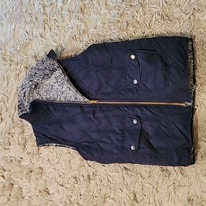Reversible winter vest